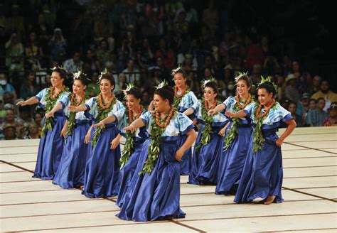 PHOTOS All 28 Performances From The 60th Annual Merrie Monarch Auana