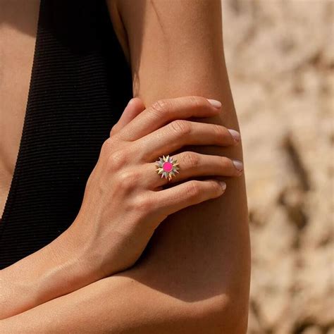 Anillo Agatha Paris Rodeo Ba O Oro Y Sol Fucsia