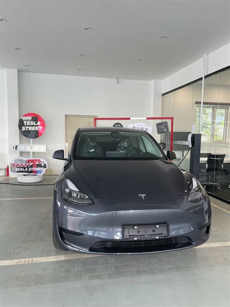 昨天喜提，终于交付了特斯拉model 3社区易车社区