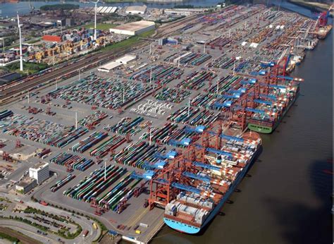 Port of Hamburg will not lose cargo due to liner service changes ...