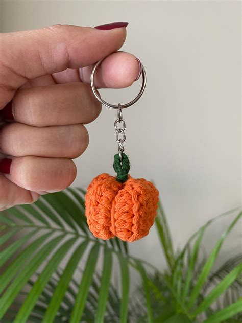 Halloween Pumpkin Keychain Etsy Etsy Accessories Halloween