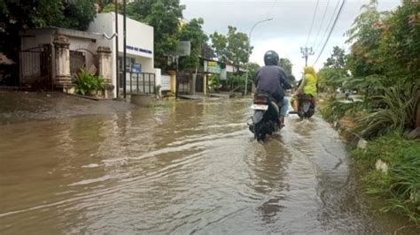 Didesak Beberkan Penyebab Banjir Di Kota Sinjai Pemkab Bungkam