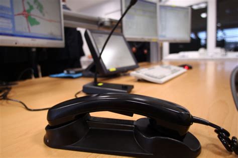 Junge Frau nachts missbraucht Polizei sucht Sex Täter mit Bierbauch und Glatze