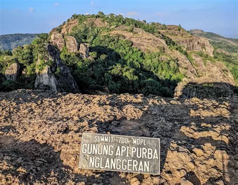 Buka Jam Yuk Camping Di Gunung Api Purba Nglanggeran Dan Jemput