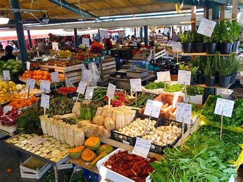 Il Mercato Di Rialto Raccontato Dai Suoi Commercianti