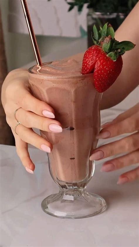 Mia Freshly Smooth On Instagram Chocolate Banana And Strawberry Nice