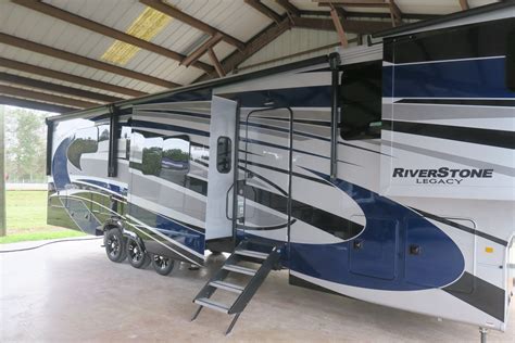 NEW 2023 RIVERSTONE LEGACY 42FSKG Overview Berryland Campers