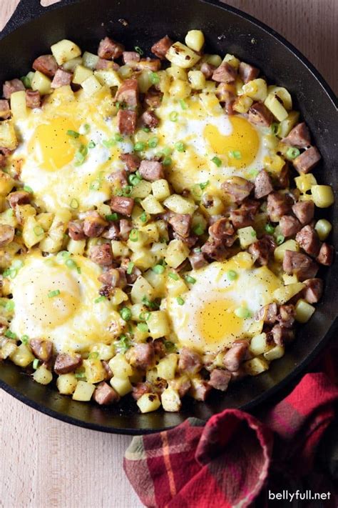 This Skillet Breakfast Hash Is So Easy And Delicious Perfect For