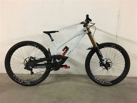 Yt Industries Tues Cf Pro Race Bike Gallery Traildevils