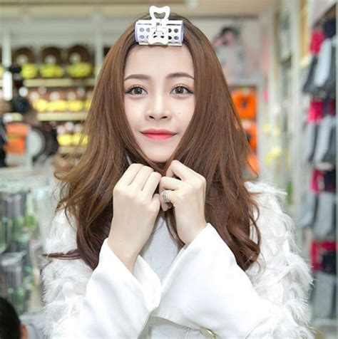 Thời V line qua rồi nhìn những hot girl này các cô gái mặt tròn hãy tự tin lên nhé