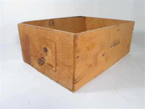 Wooden Crate Izmir Turkey Produce Crate – Haute Juice