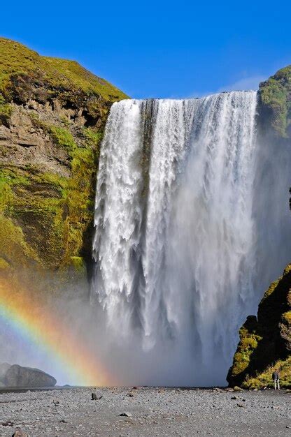 Wodospad Skogafoss I Tęcza Skogafoss To Wodospad Położony Na Rzece