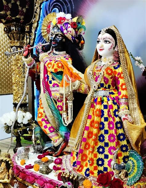 Pin By Krish Radhap On Radha Govind Dham Vrindavan Radha Krishna