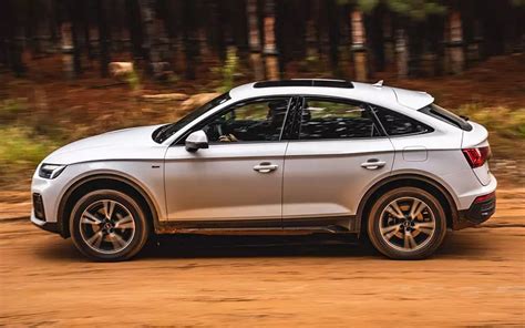 Audi Q5 Sportback Performance Black 2023 como ficou o Híbrido Plug in