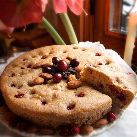 Gâteau de crêpes aux fraises et à la rhubarbe Recette sans gluten