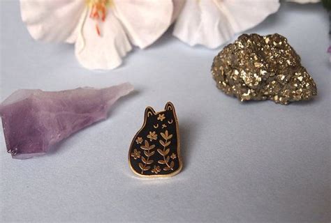 Floral Cat Enamel Pin Badge Etsy Blumenmotiv Emaille Schwarze Katze