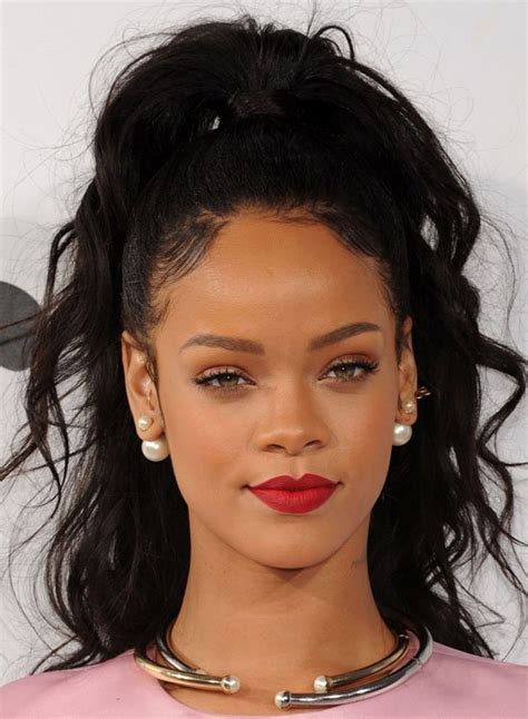 Most Iconic Rihanna Hairstyles And Haircuts