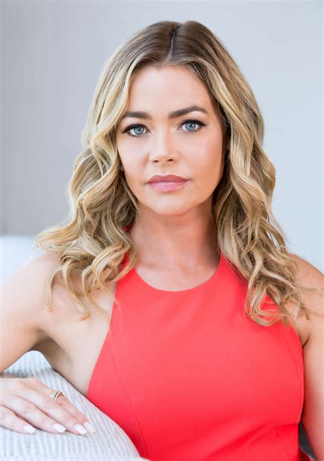 Denise Richards Starship Troopers