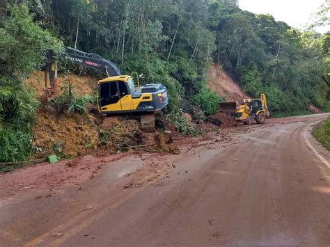 Ap S Nove Dias Rodovias De Sc Seguem Interditadas Por Causa Da Chuva