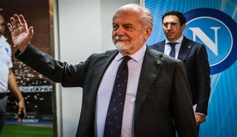 Così svoltiamo la stagione De Laurentiis fa volare il Napoli Dopo