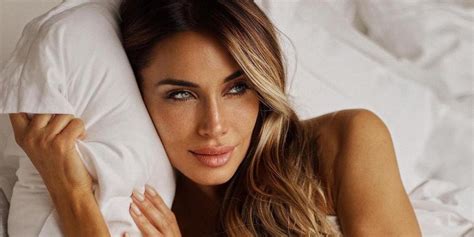 Pilar Rubio Incendia Instagram Con Su Ltimo Posado En Ba Ador