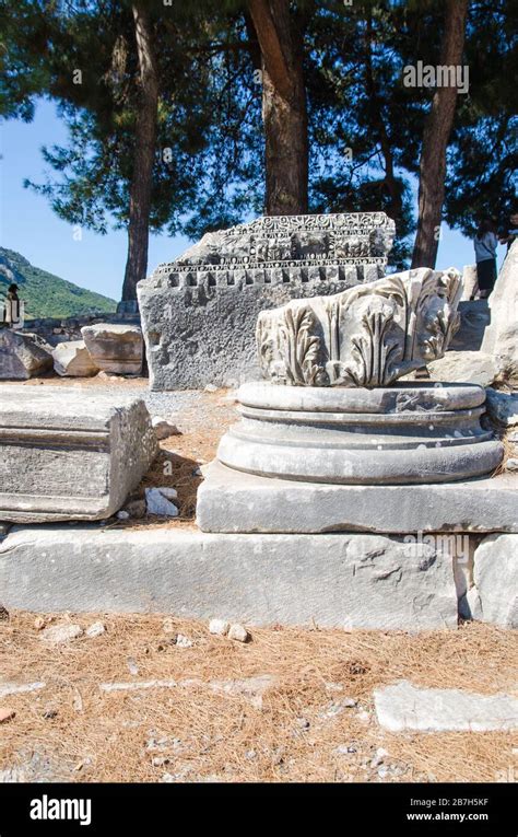 Ancient Efes Efesus city ruins in Turkey Stock Photo - Alamy