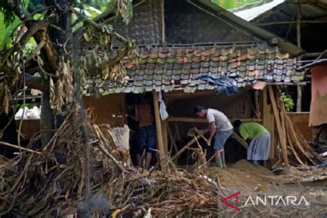 Pemkab Subang Rehabilitasi Ratusan Rumah Tidak Layak Huni Pada 2023