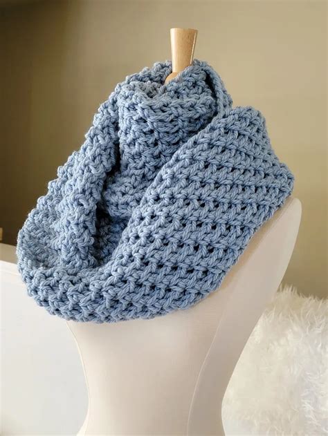 Textured Crochet Cowl Patterns