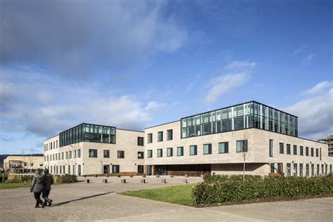 Clydebank Health And Care Centre Health Scotlands New Buildings