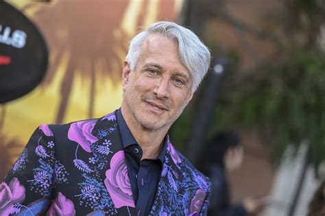 Beverly Hills Cop Star Bronson Pinchot Details Huge Financial Setback