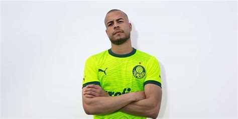 Nova camisa do Palmeiras é divulgada oficialmente confira fotos e vídeo