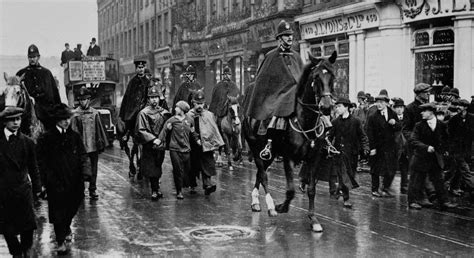 Suffragettes Vs Police Historical Photos Of Women S Suffrage