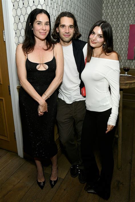 Emily Ratajkowski Braless White Top Sexy Boobs Nipples Hot Celebs Home