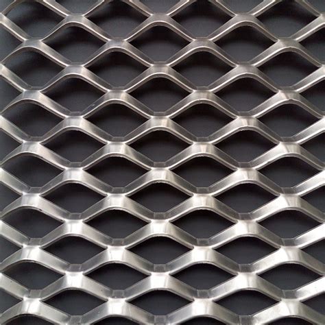 Gothic 1 6mm Thickness Expanded Metal Wire Mesh 1 2 X 2 4 M Expanded