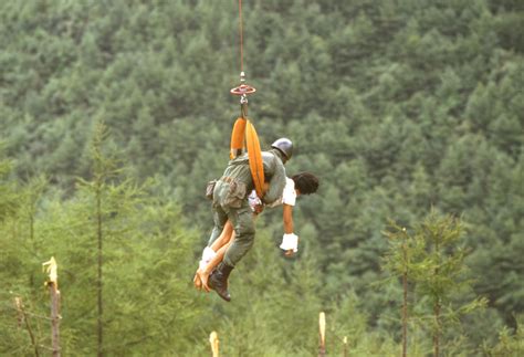 日航ジャンボ機：御巣鷹山に墜落（1985年8月12日～） 写真特集920 毎日新聞