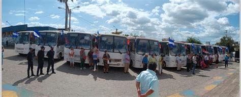 Llegan A La Cuna Del Folclore Nuevos Buses Rusos