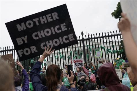 Corte Suprema De Ee Uu Decidirá Sobre El Acceso A La Píldora Abortiva De Cara A Año Electoral