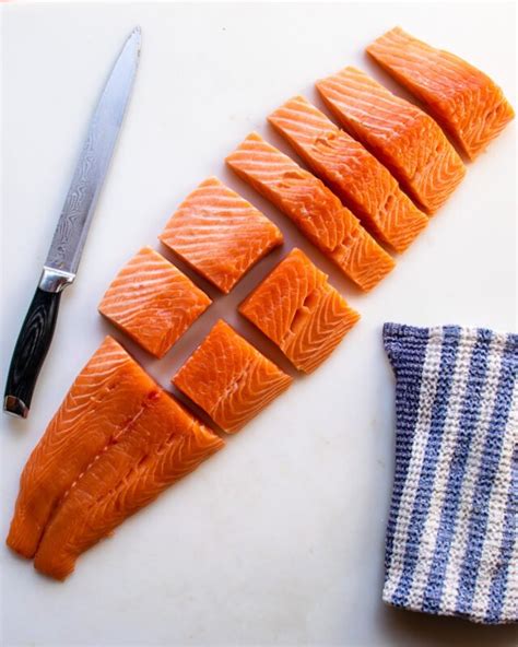 Easy Homemade Salmon Fillet Cutting Guide 2024 AtOnce