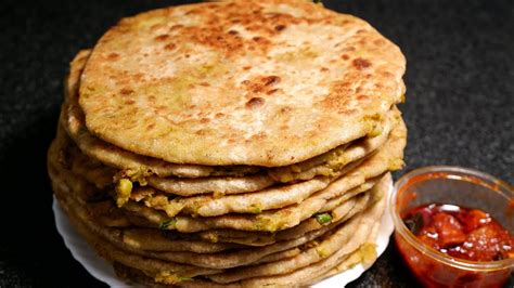 ठंडी के मौसम में बनाएं टेस्टी हरे मटर के पराठे आसान विधि से Green Pea Parathas In Easy Way