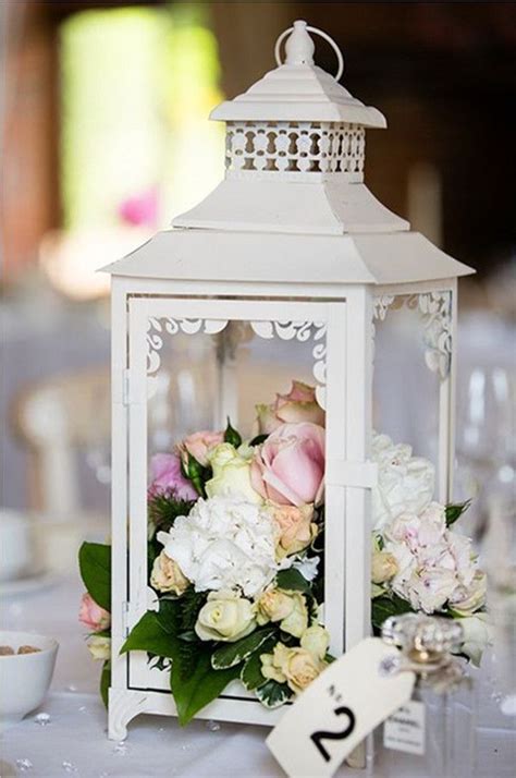 A Lovely Creative Way To Decorate The Table Beautiful Lantern Centerpiece Wedding Wedding