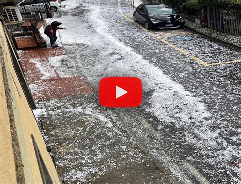 Meteo Cronaca Diretta Video Firenze Violentissima Grandinata Si