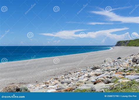 Qixingtan Beach In Hualien Stock Photo Image Of Nature 258872798