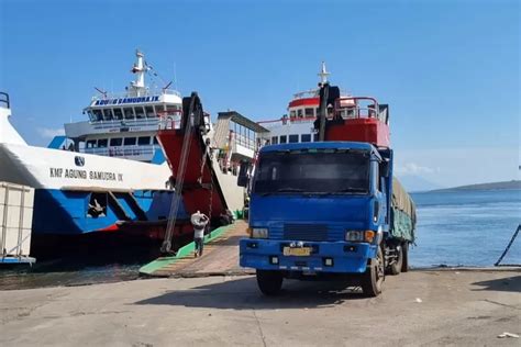 Lagi Insiden Dua Truk Patah As Di Plengsengan Dermaga Lcm Gilimanuk