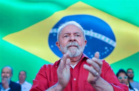 Conexis parabeniza Lula pela vitória e aponta desafios econômicos e