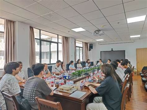 本科生院召开基础学科拔尖创新人才培养调研午餐会（学生专场） 武汉大学本科生院