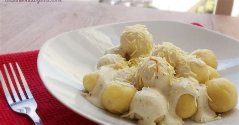 Nhoque De Batata Doce Recheado Queijo E Molho De Gorgonzola