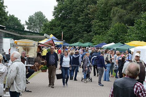 AltkreisBlitz Volles Haus Pferdemarkt City Samstag Und Weinfest