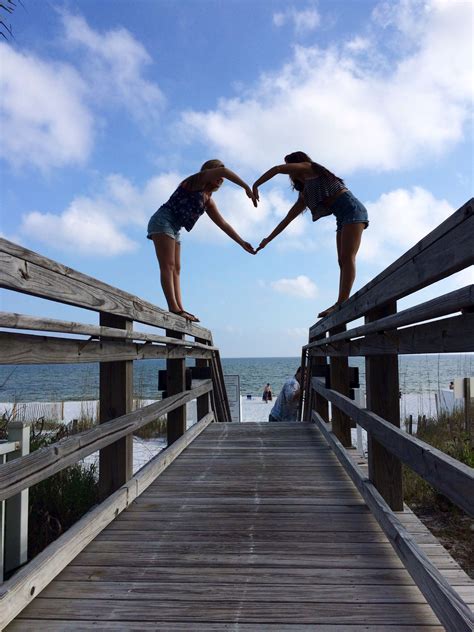 Beach Best Friend Picture Best Friend Pictures Beach Best Friends