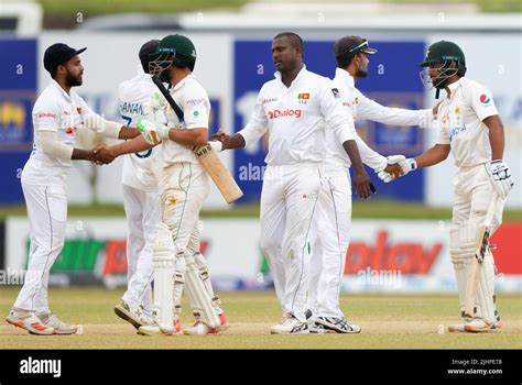 Galle Sri Lanka 20th July 2022 Players Shake Hands At The End After