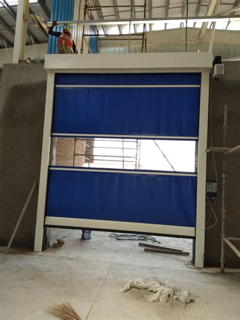 Blue Hinged Pvc Rapid Roll Up Door For Industries At In Vapi